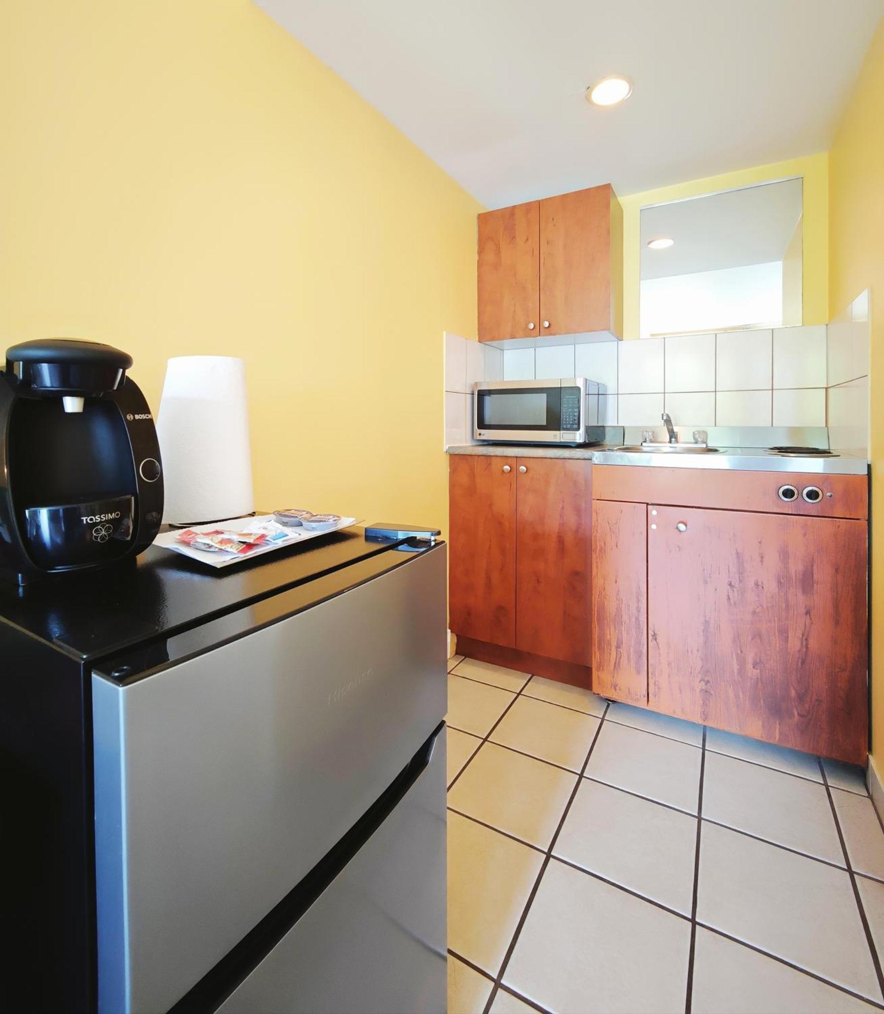 Motel Des Pentes Et Suites Saint-Sauveur Luaran gambar