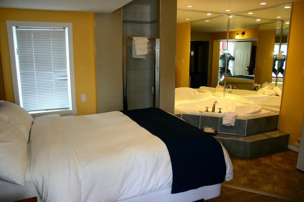 Motel Des Pentes Et Suites Saint-Sauveur Luaran gambar